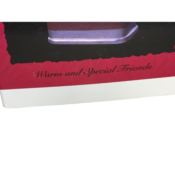 Hallmark  Hershey’s Warm and Special Friends Keepsake Ornament - Picture 15 of 16